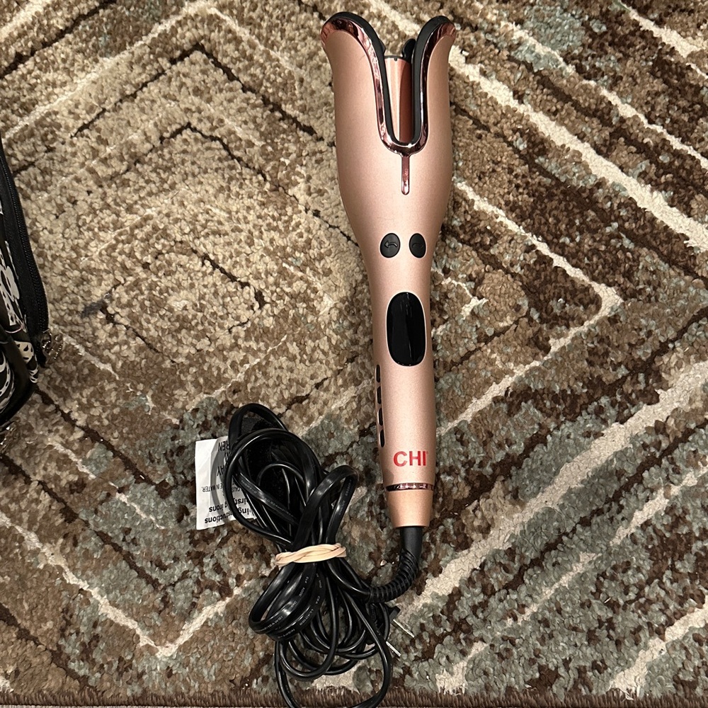 Chi Chi London Rose Gold Hair Curler